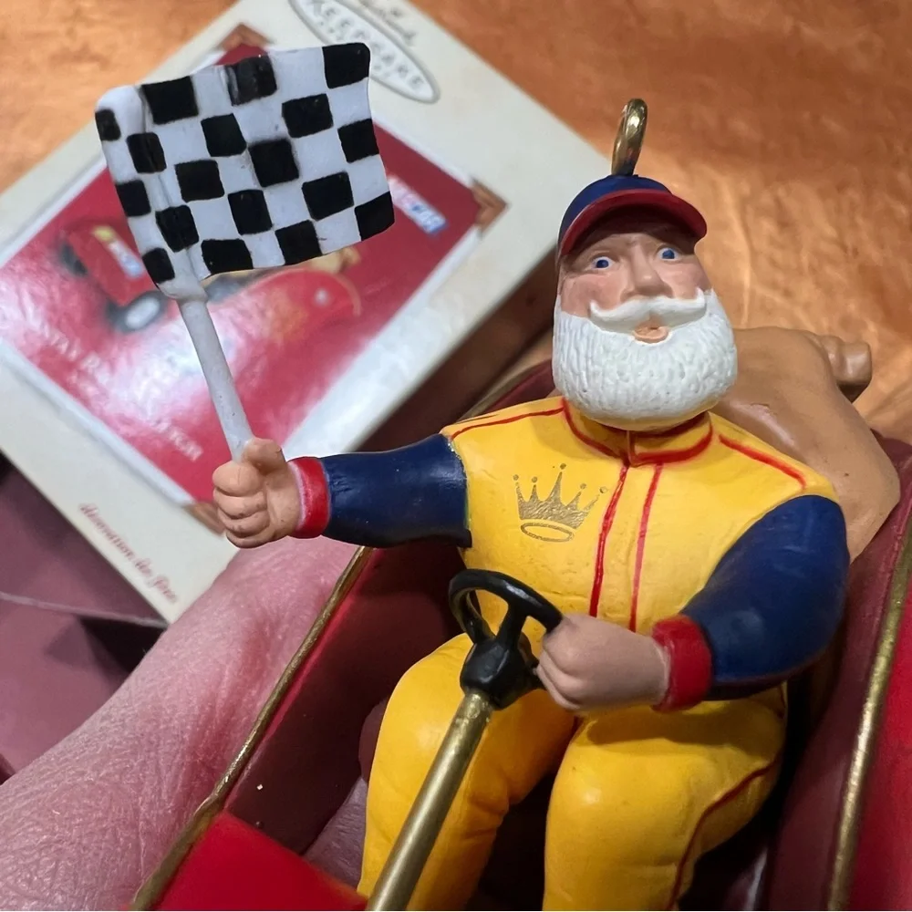 Hallmark keepsake santa